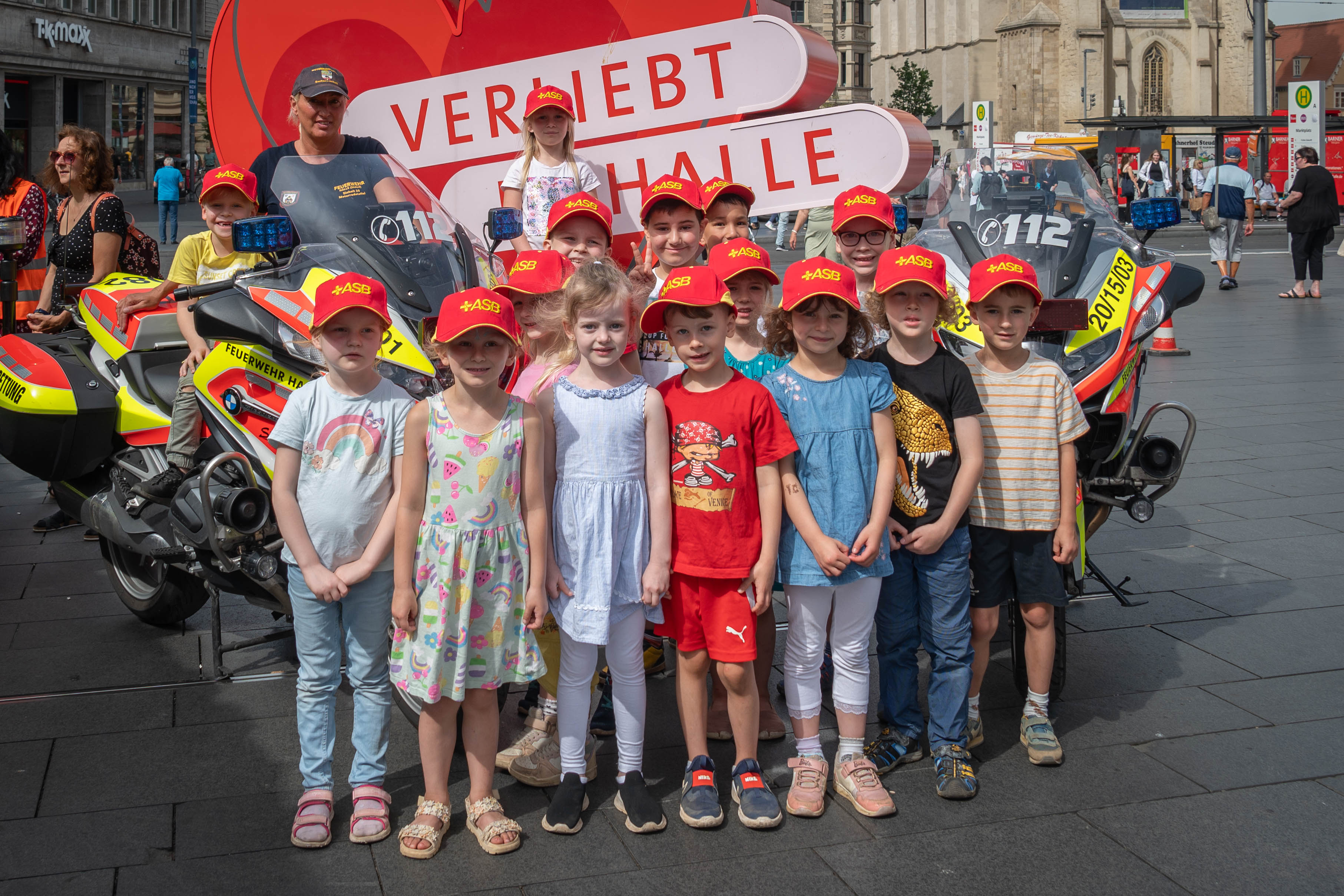 Verkehrssicherheitstag auf dem Marktplatz der Saalestadt