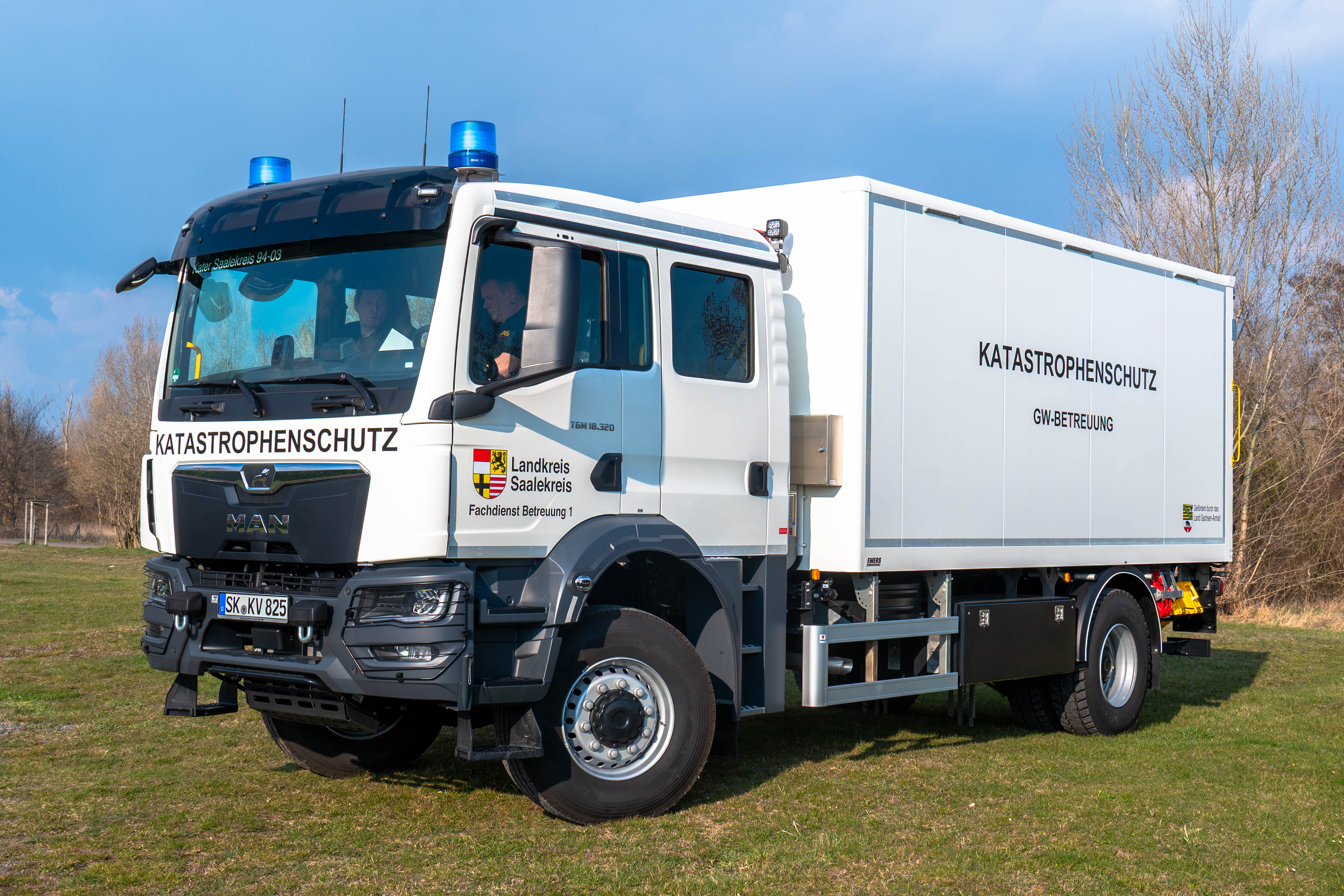 Neues Einsatzfahrzeug stärkt den Bevölkerungsschutz im Saalekreis